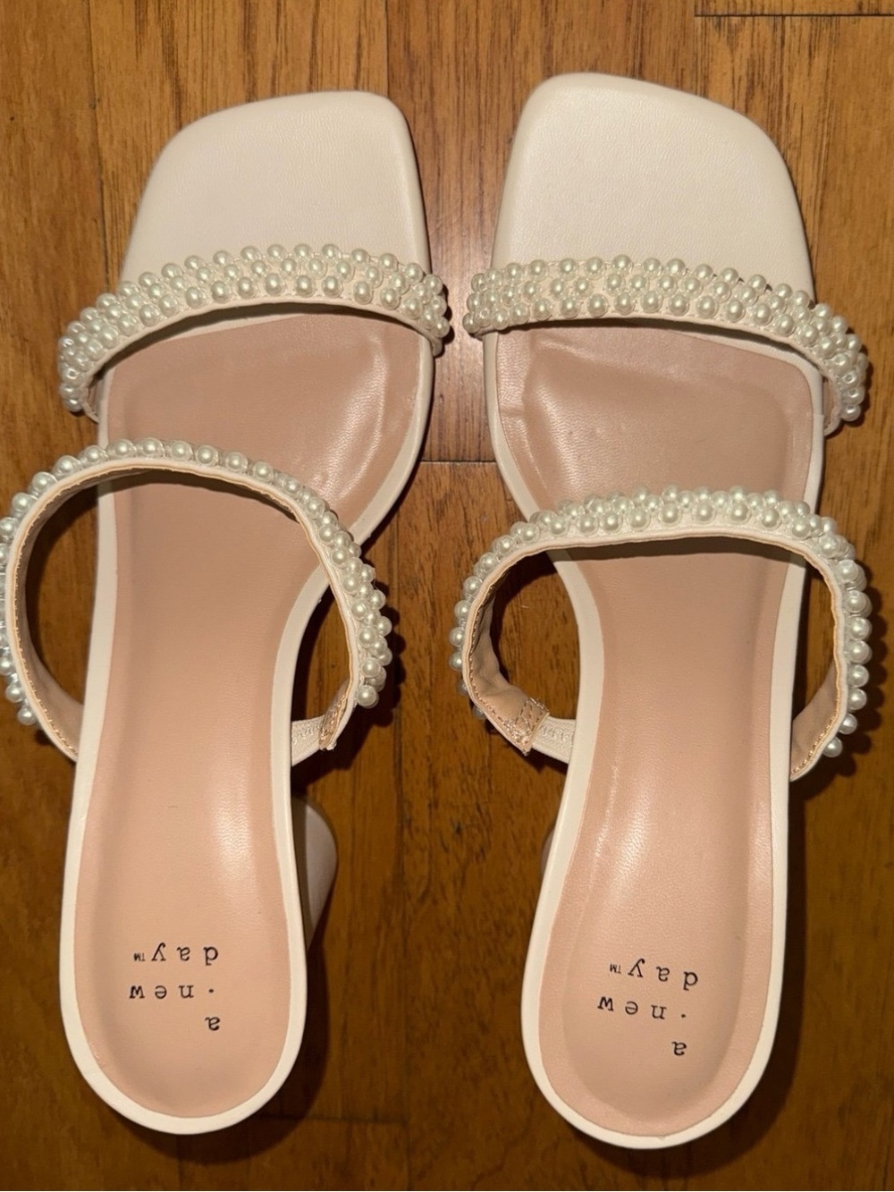 Brand New Target A New Day Beige Ivory + Pearls round Heels